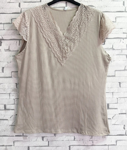 Extra stretchig Beige ribbad t-shirt