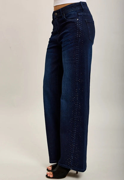 Toxik raka, stretchiga jeans med strass Mörkblå