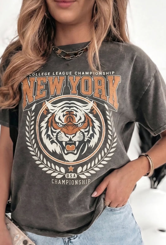 Blekt tryckt t-shirt New york