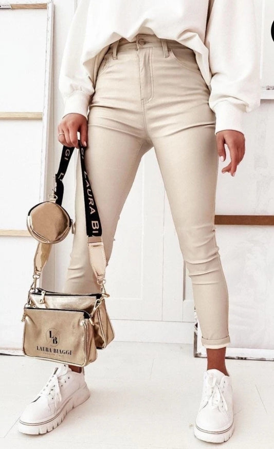 Skinny byxor konstläder Beige push up-effekt