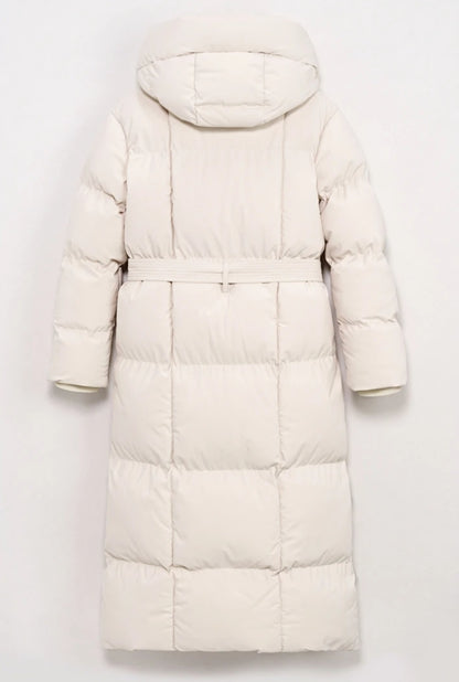 Lång quiltad jacka med bälte Beige