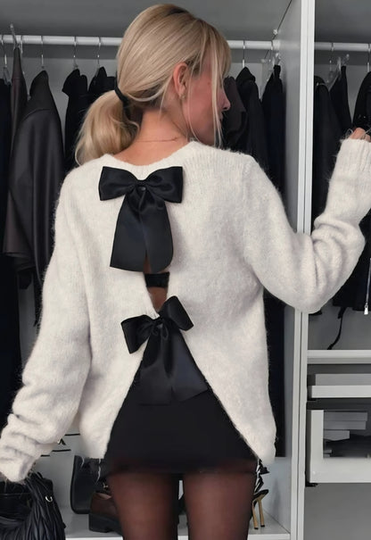 Tröja med rosett baktill offwhite