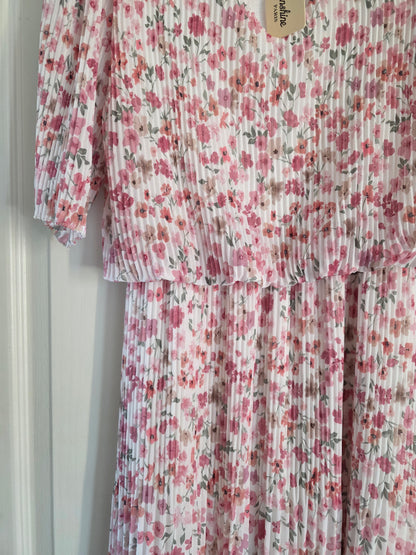 Plisserad maxiklänning blommig Rosa