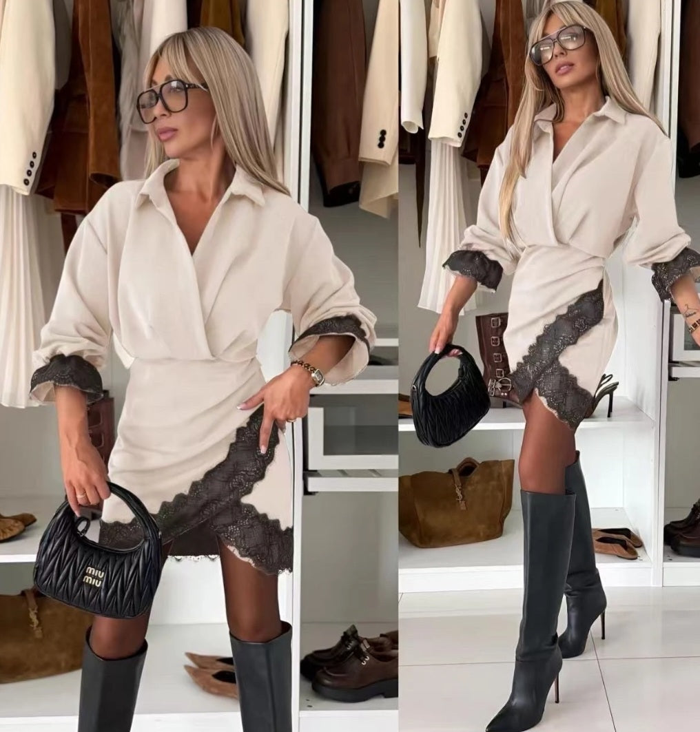 Asymmetrisk omlottklänning – Svarta spetsdetaljer Beige