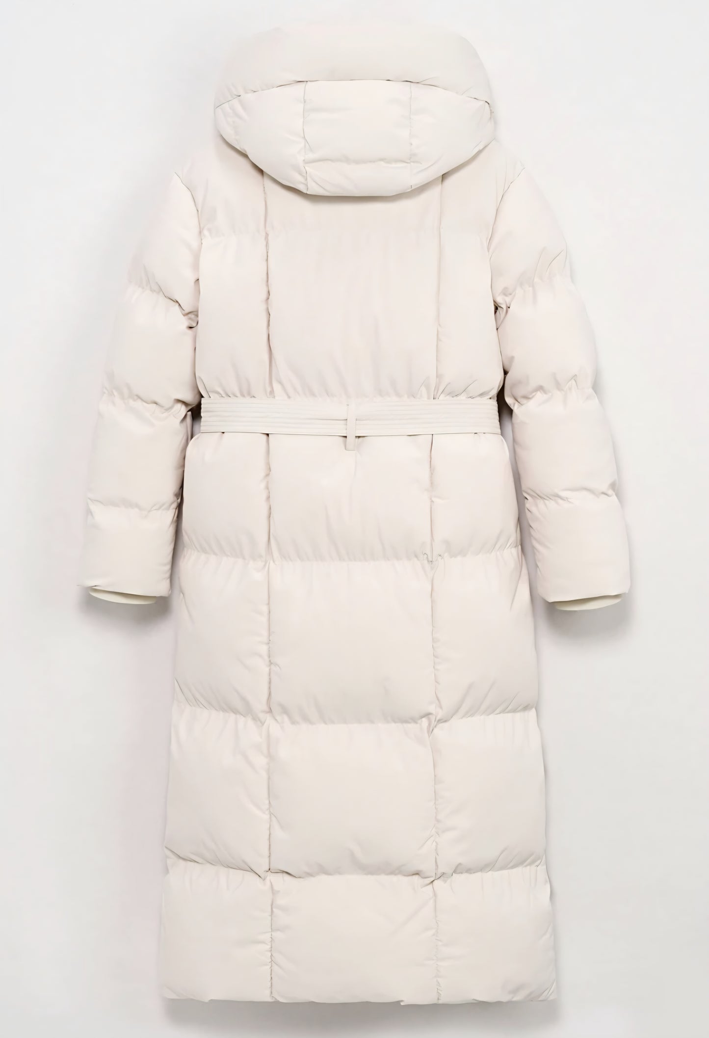 Lång quiltadjacka med bälte, huva Beige