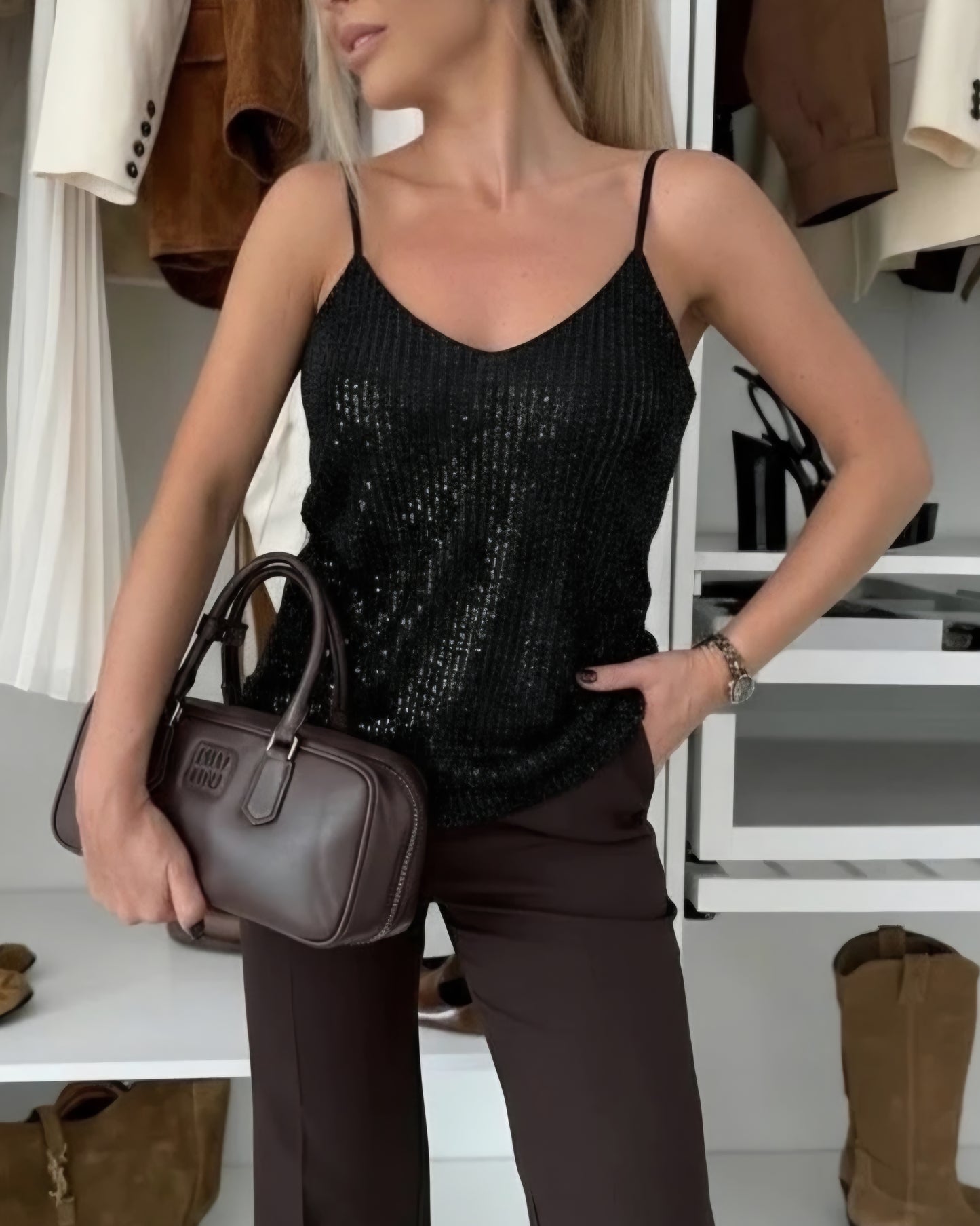 Topp med tunna axelband paljetter Svart