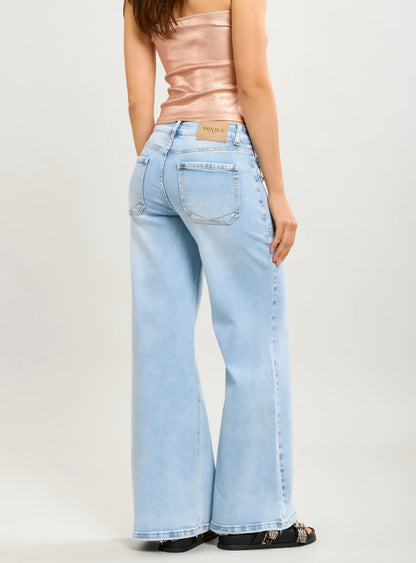 Toxik stretchiga vida jeans med påsydda fickor