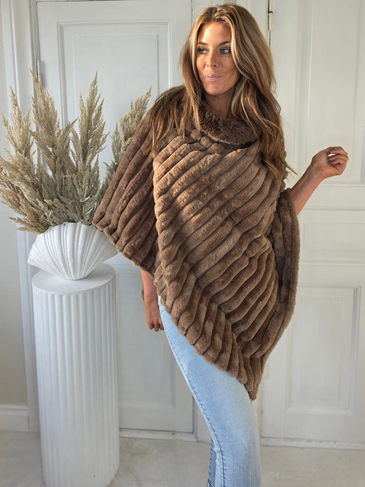 Poncho Camel