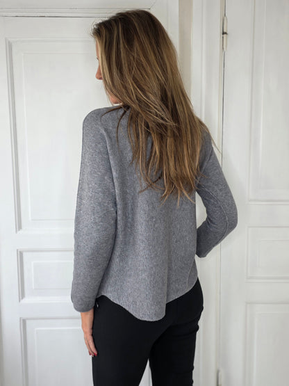 Sömlös stickad tröja Grå