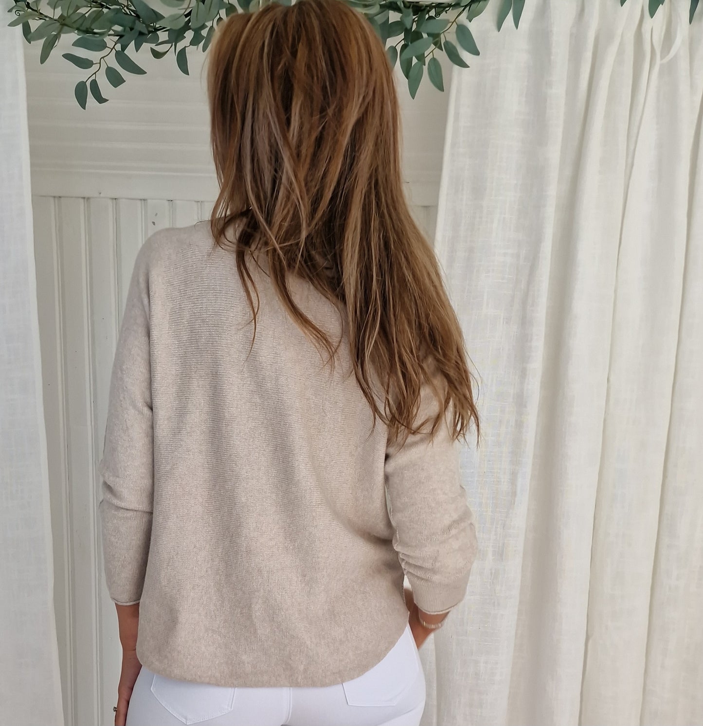 Sömlös stickad tröja Beige