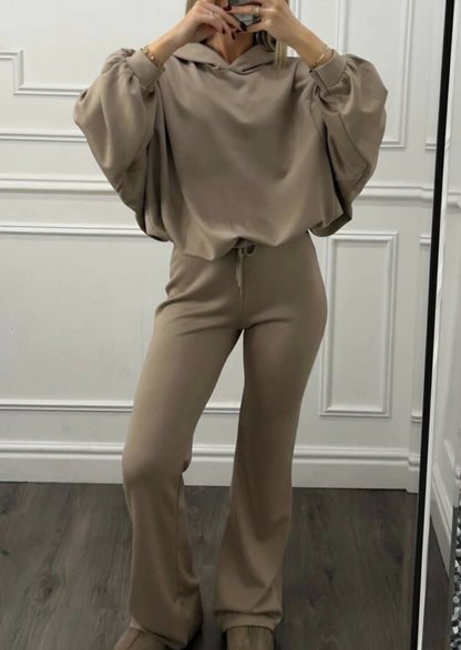 Set, Snygg sweatshirt med huva och utsvängda byxor Taupe