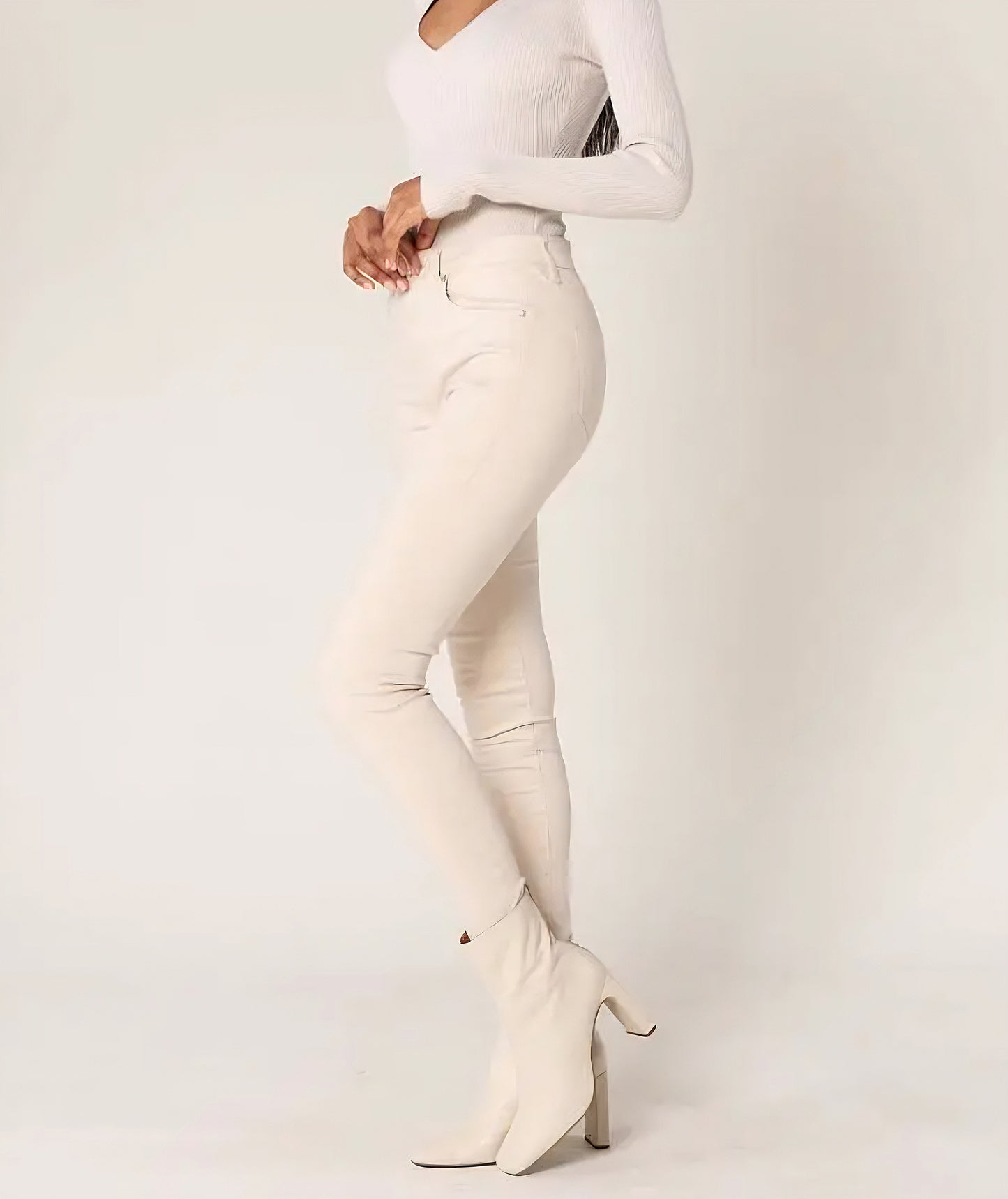 Stretchiga jeans skinny Cream