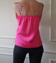 Ladda upp bild till gallerivisning, Linne i satin spets Cerise
