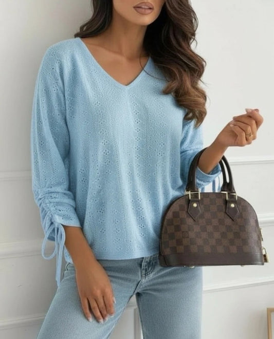 Blus med öppen V-ringning – Rynkade ärmar Blå