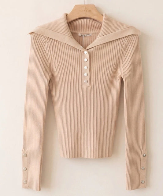 Tröja med stor krage och knappar Beige