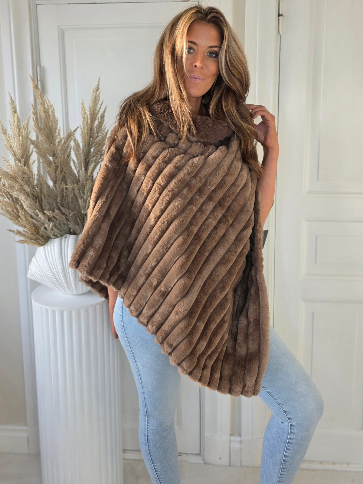 Poncho Camel