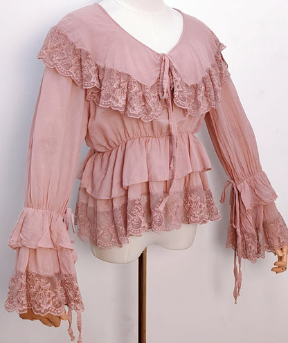 Blus med spetskrage Dystypink