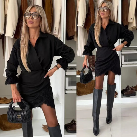 Asymmetrisk omlottklänning – Svarta spetsdetaljer Svart