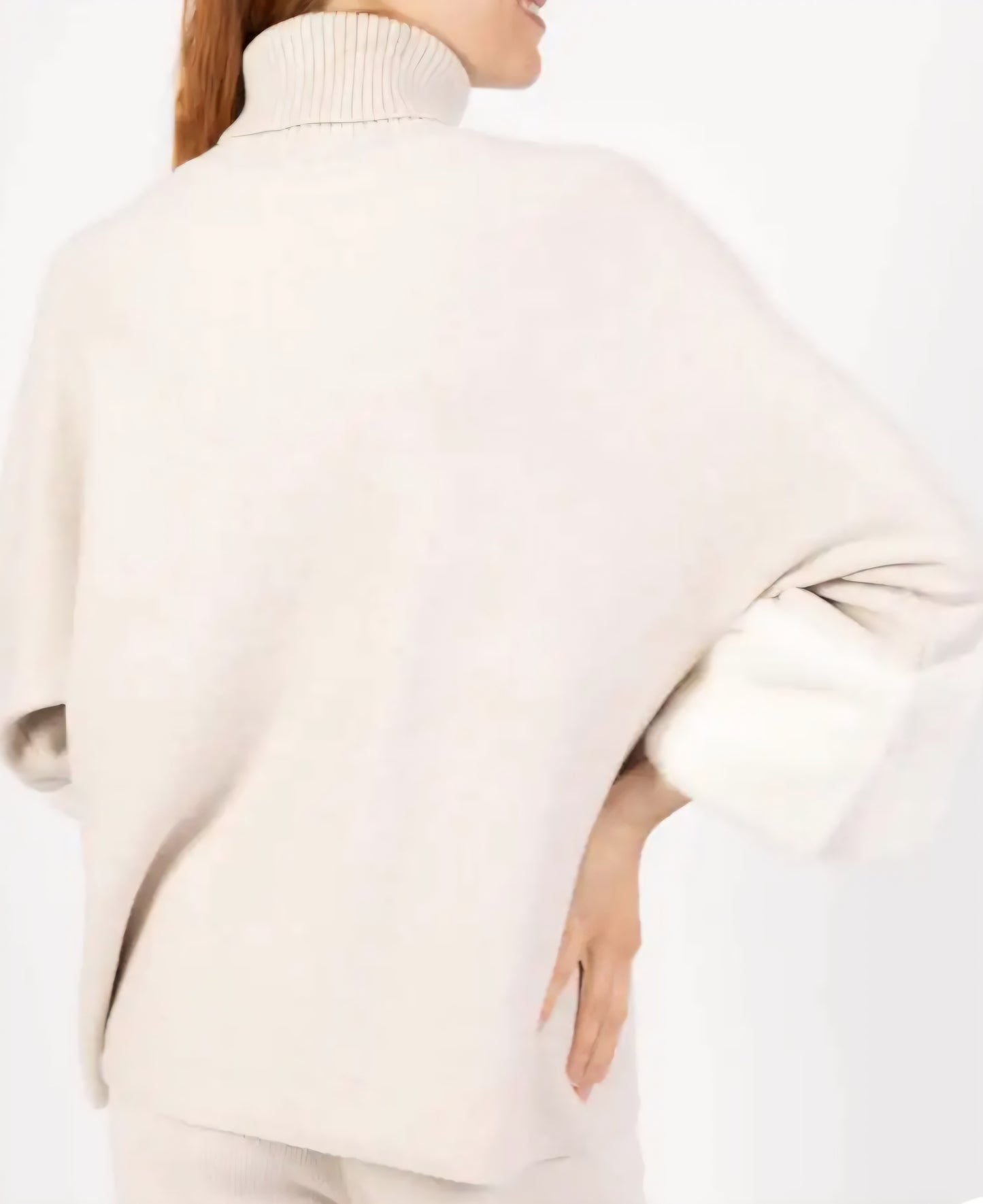 Rundhalsad tröja med fuskpäls