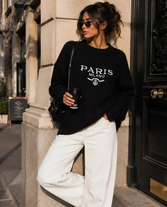 Mjuk stickad tröja med broderi, Paris Milano Svart