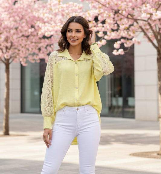 Lätt och böljande viskosskjorta Gul