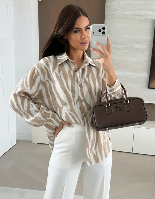 Stor zebramönstrad skjorta Beige