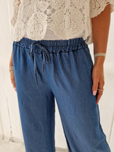 Ladda upp bild till gallerivisning, Byxor Jeanslook Lyocell Mörk
