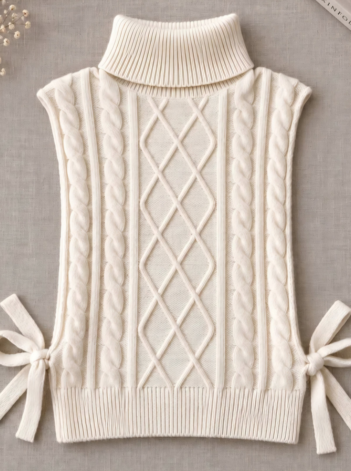 Poloväst med sidoknyt Beige