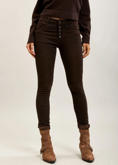 Toxik slim fit jeans med superstretch Brun