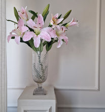 Load image into Gallery viewer, Lily 70 cm Pink
