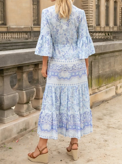 Lång blommig klänning Blå