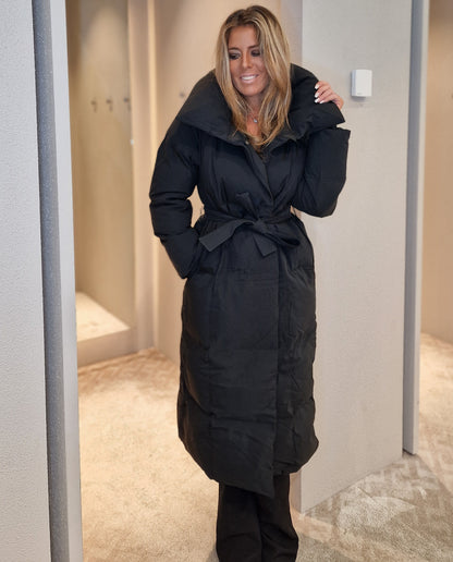 Lång jacka med krage Sanna, Svart