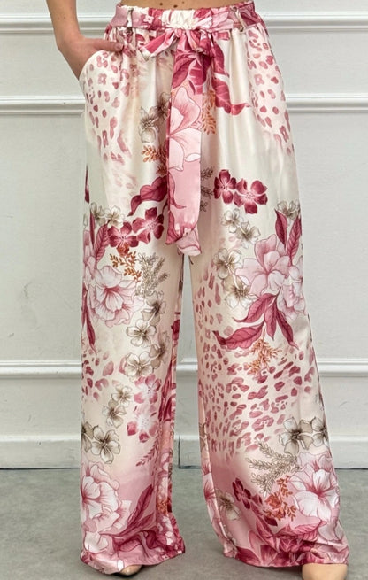 SATIN PALAZZO-BYXOR MED BLOMSTERMÖNSTER Rosa