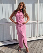 Load image into Gallery viewer, Jeansklänning Pink dream
