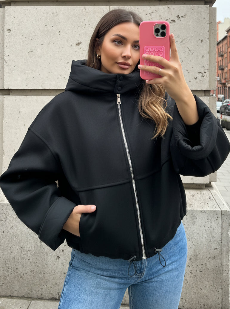 OVERSIZED JACKA MED HUVA Svart
