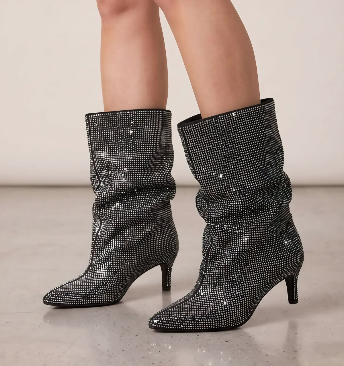 Slip-on ankelboots med lös effekt och strass, 5 cm hög klack