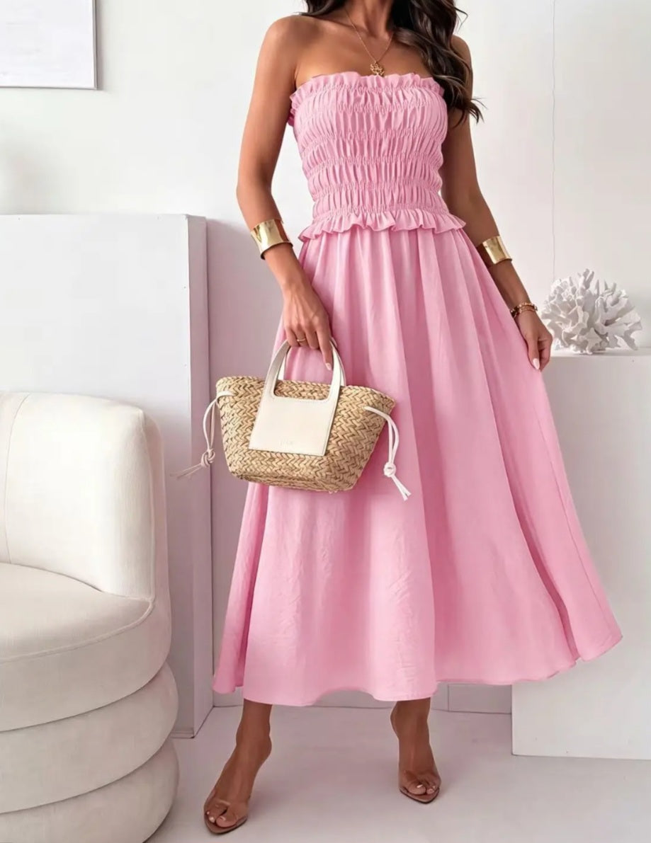 Elegant axelbandslös viskosklänning Rosa