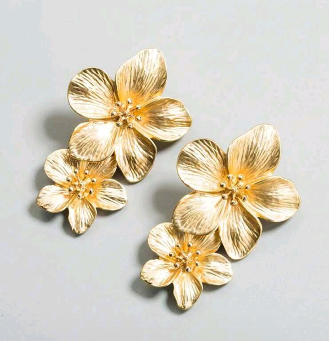 Öronhänge metall Blomma Guld
