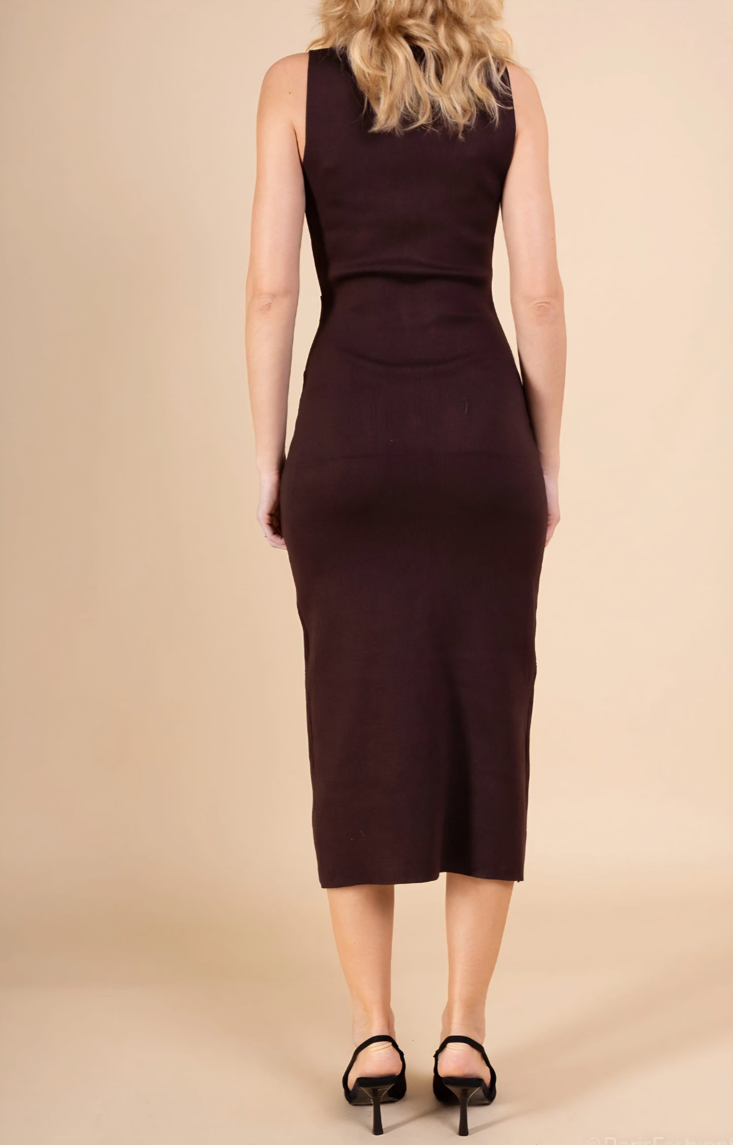 Klänning med knappar Brun