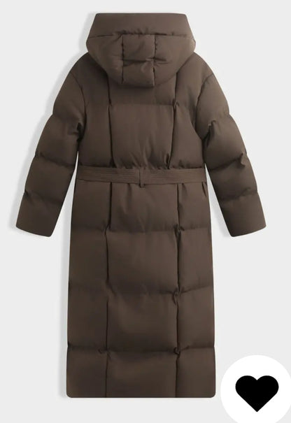Lång quiltadjacka med bälte, huva Brown