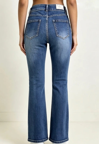 Utsvängda stretch jeans Mellanblå