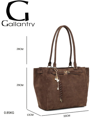 Gallantry tote-väska i mocka med berlock Brun