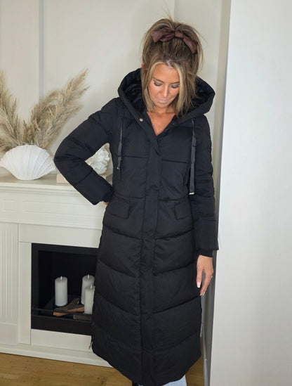 Lång Jacka Emilie Svart