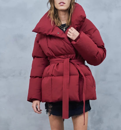 quiltad dunjacka med skärp Bourgogne