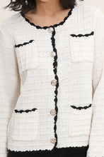 Load image into Gallery viewer, Knitted cardigan with pockets White
