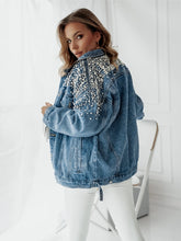 Load image into Gallery viewer, Oversized denim jacket with pearls Black 
