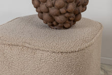 Load image into Gallery viewer, Puff Teddy 41x44 cm
