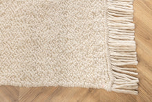 Load image into Gallery viewer, Betina carpet – 200×300 cm
