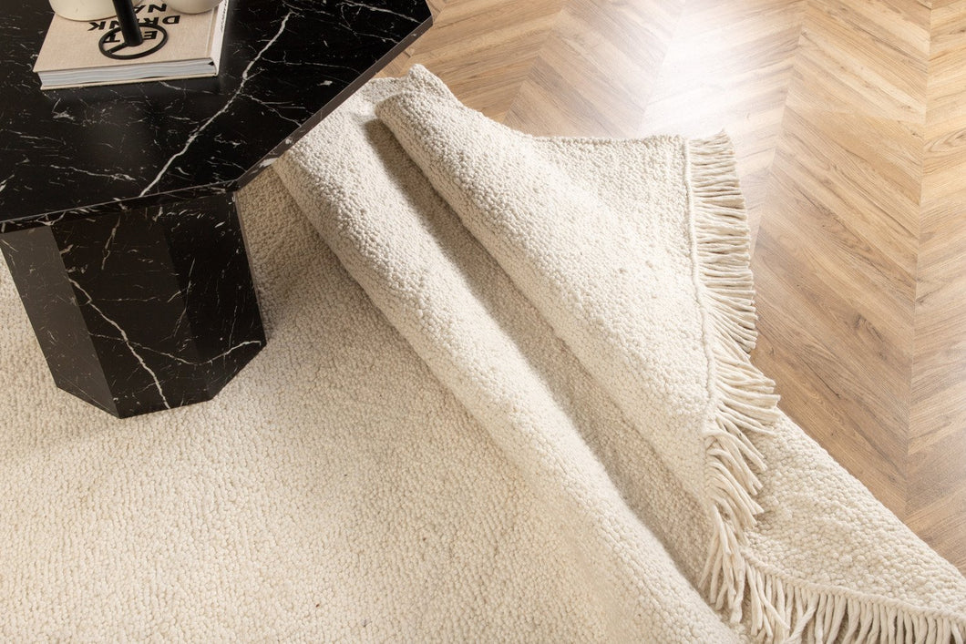 Betina carpet – 200×300 cm