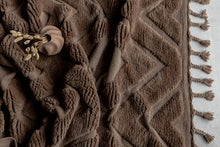 Load image into Gallery viewer, DAHLIA WOOL Rug 160x230 cm

